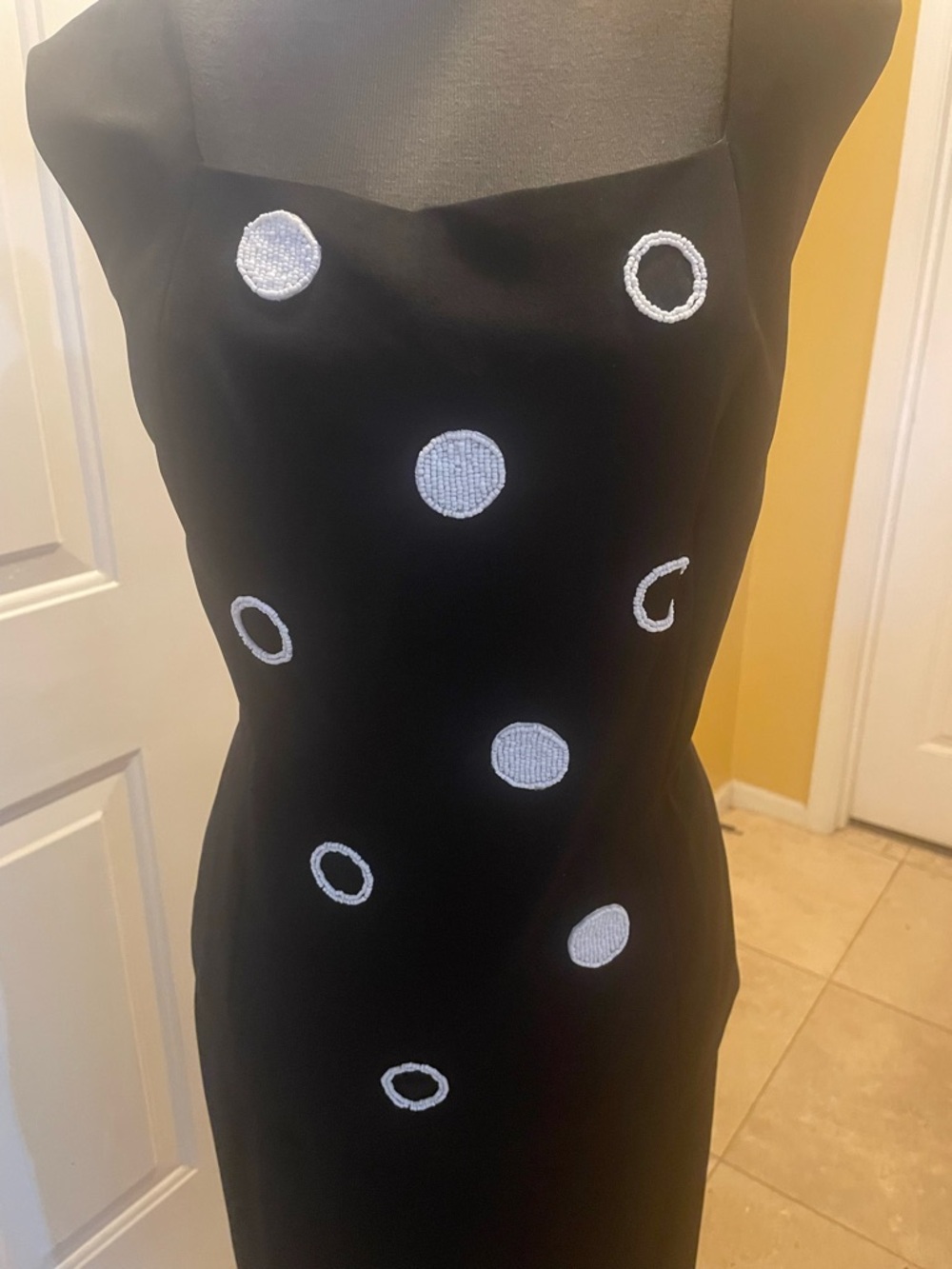 Donna Vinci Black 3-piece skirt suit with white Embellishments - Picture 3 of 11